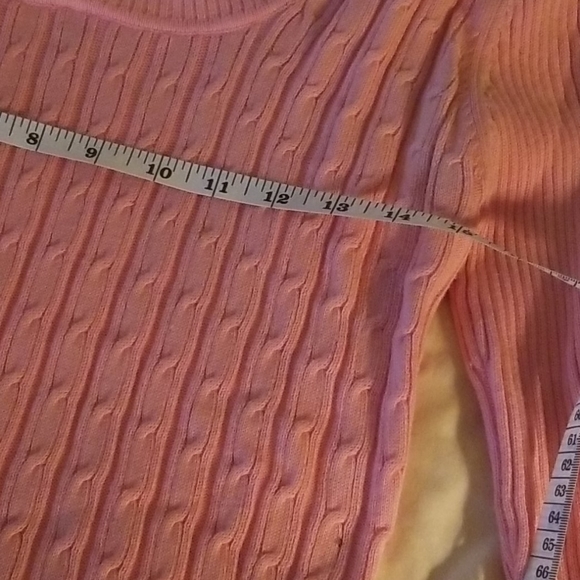 Cute top - Picture 3 of 5